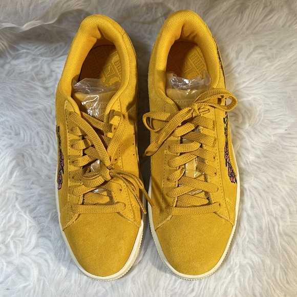 Puma Suede Embroidery Shoes - Picture 4 of 7